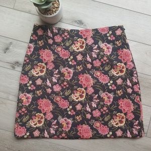 Gray/Pink Loft Fall Skirt